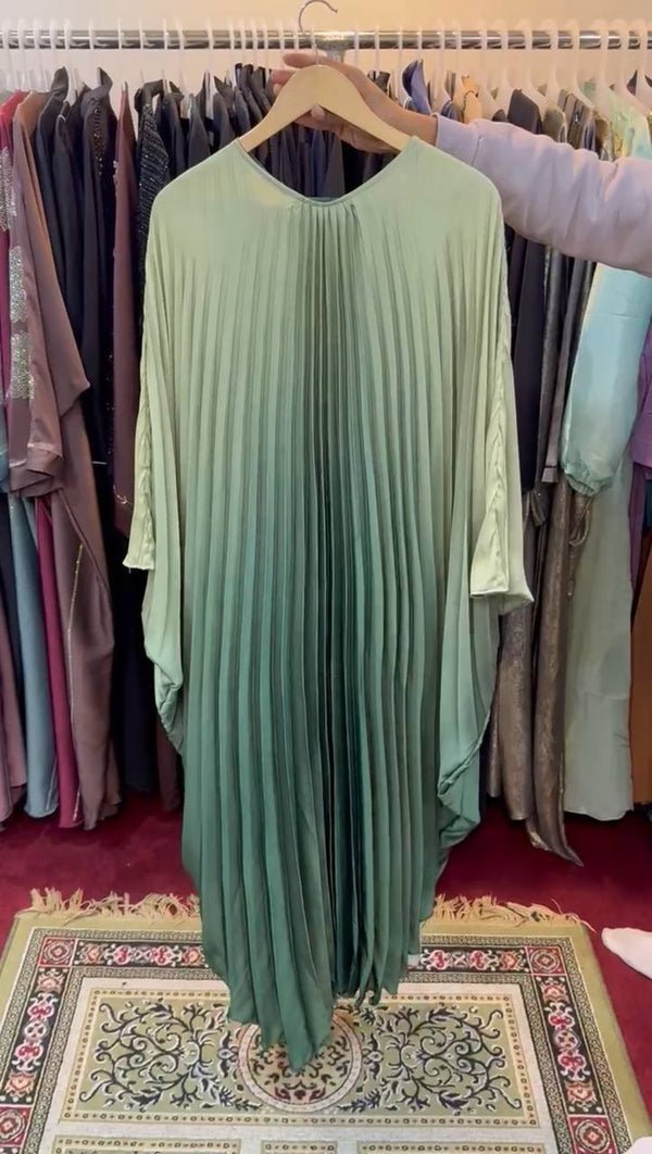 Huda Pleated Kaftan abaya - DS GREEN
